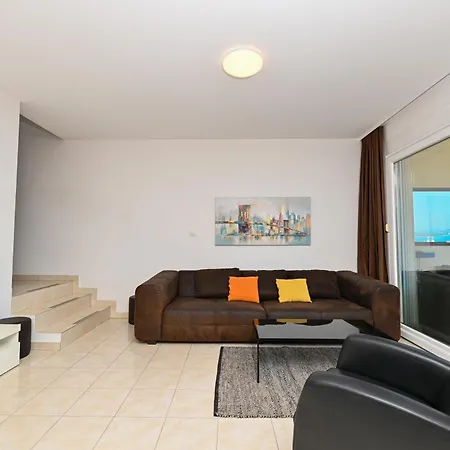 Sunny Place With Sea View Apartment