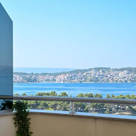 Sunny Place With Sea View Trogir
